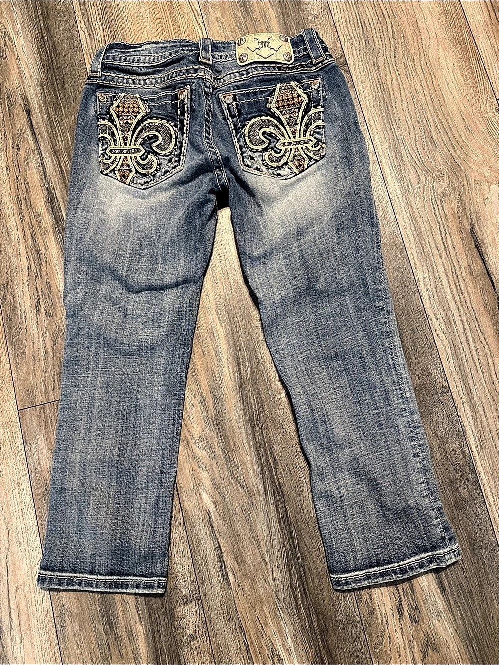 Miss Me Embellished Capris Jeans Blue Waist 26